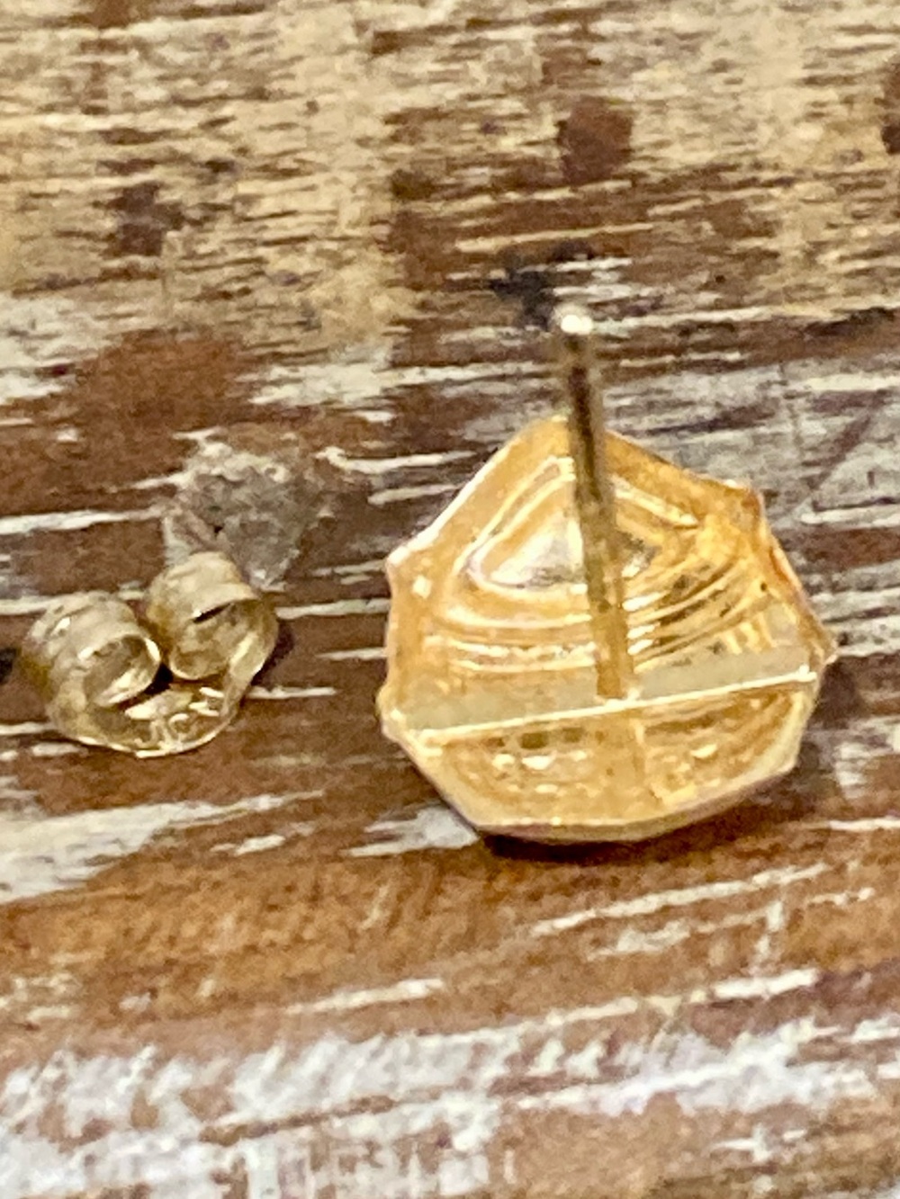 14K Gold Ladybug Enamel Earring Scrap Gold Single Earring with 10K Gold Backer - Picture 6 of 16
